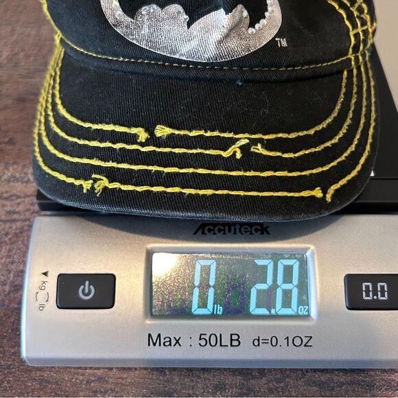 DC Comics Women's Baseball Cap Hat Rhinestones Outlined Batman Logo For Ages 14+ - Picture 9 of 9